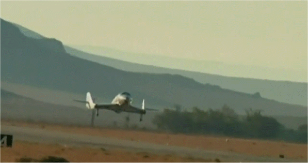 spaceshiptwo landing after independent test flight October 2010